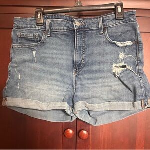 Women’s Old Navy Jean Shorts Size 14